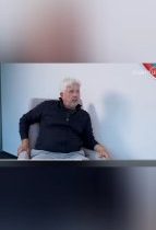 „Ale samozrejme, určite úplná náhoda  Režisér Biermann najprv natočí Sviňu, poto…