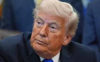 Politico: Vzťahy medzi Trumpom a Európou sa rýchlo zhoršujú
