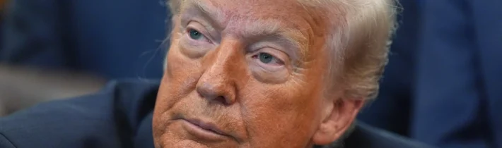Politico: Vzťahy medzi Trumpom a Európou sa rýchlo zhoršujú