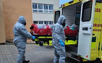 Američan, u kterého je podezření na ebolu, je na Bulovce