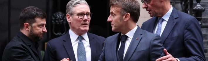 Macron zvoláva E trojku so Zelenským
