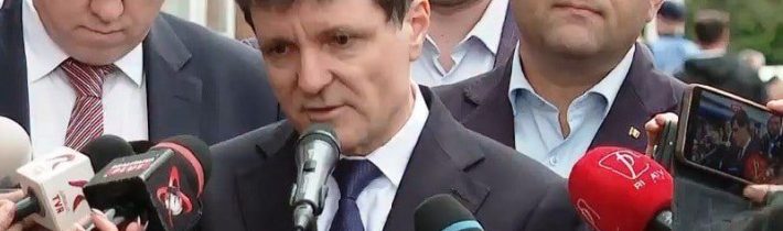 Prezident Nicușor Dan v piatok v Galați povedal, že dron, ktorý narazil do bytov…