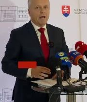 Začínajú na Slovensku chodiť faktúry za studenú vodu ! Koľko vody miniete cca za…