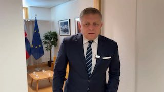 PRVÉ STRETNUTIE S MAĎARSKÝM PREMIÉROMNa summite v Bruseli som sa prvýkrát osobne…