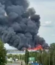 Ruské sily zasiahli ciele v Dnepropetrovsku, pričom zasiahli logistické centrum…