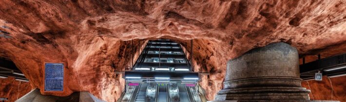 TOP 5 NEJKRÁSNĚJŠÍ STANICE METRA