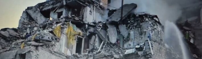 UKRAJINA HOŘÍ: Putin spouští  smrtící raketový a dronový utok na Kyjev; 13 lidí zabito, 30 zraněno..