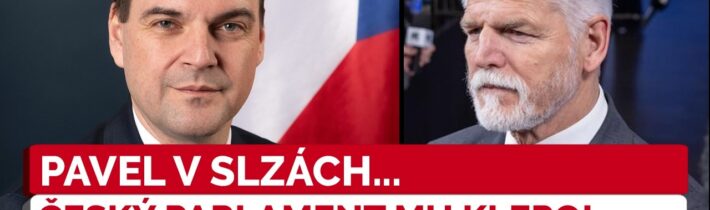 Tvrdý úder pre Pražský hrad! Snemovňa pristrihla prezidentovi Pavlovi krídla, prišiel o právomoc
