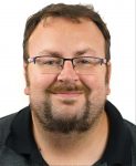Komentář: MAKÁME ke světlým zítřkům!