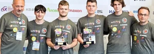 SPŠE Prešov: Máme dvojnásobných majstrov sveta – ROBOCUP 2025/26• Robocup je ce…