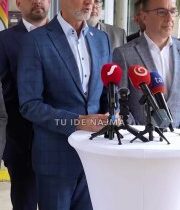 Richard Raši: V HLASe sme prišli s iniciatívou, aby si politici zmrazili platy•…
