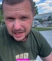 Šnídl komentuje to, čo vidíme na sociálnych sieťach. Zaujímalo by ma však, či ch…