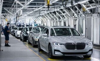 Generál Gerasimov se právě chystá zúčtovat s evropskými automobilkami! Chytrý plán, který bude Evropu bolet |
