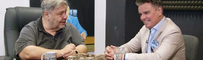 Flanelka jede! Nejdražší lavička světa! Kdo vyhraje?