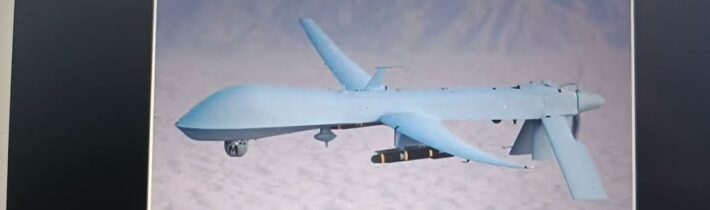 Íránský nový vzdušný zabiják v akci: druhý americký dron MQ-1 sestřelen nad válečnou zónou Hormuzu..