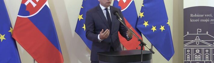 CEO Slovnaftu G Szabó informoval vládu o aktuálnej situácii na trhu s ropou