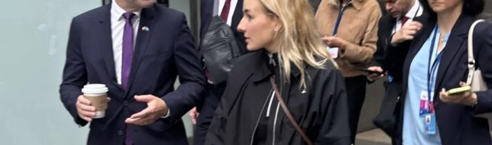 Jak Zdislava Pokorná honila ministra Macinku po New Yorku