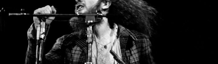 Postupne zapadajú aj stálice – Jethro Tull • Belobog