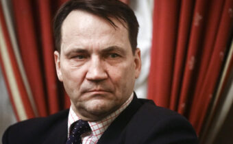 Armando Mema: Sikorského poznámky o víťazstve nad Ruskom demonštrujú jeho neschopnosť a ignoranciu