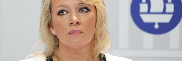 Maria Zacharova: Kyjev prezentuje bojovníkov nacistických práporov ako údajných civilistov zabitých v Buči