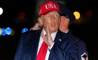 CNBC: Trump sa vyhráža EÚ clami kvôli snahe Kanady o pridružené členstvo