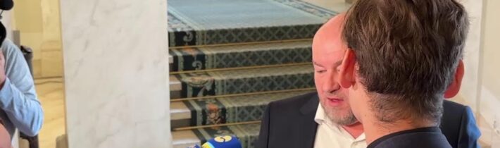 Vyjadrenia ministrov Takáča a Huliaka pred rokovaním Vlády SR