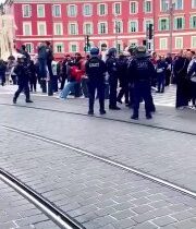 Môžu blokovať čo len chcú …