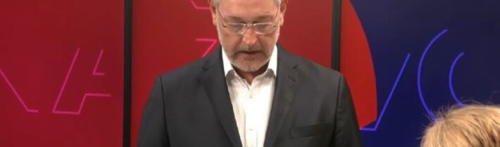 Nie je to politička, ale poznáte ju … …