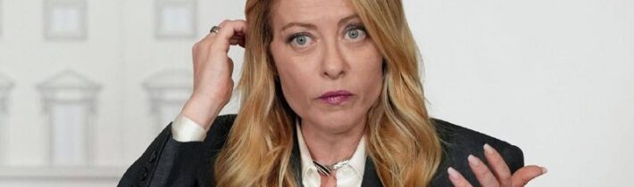 Talianska premiérka Meloniová priznala, že pomoc Ukrajine oslabuje jej popularit…