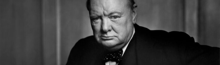 Británia ide tlačiť nové, politicky korektné bankovky: Nebude na nich kontroverzný Churchill ani elitárska Austenová, ale čmeliačik, ježko pichliačik a múdra sova…