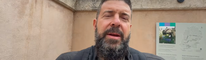 Alex Christoforou: Zelenskij si neuvedomuje, že Trump je pripravený sa ho zbaviť