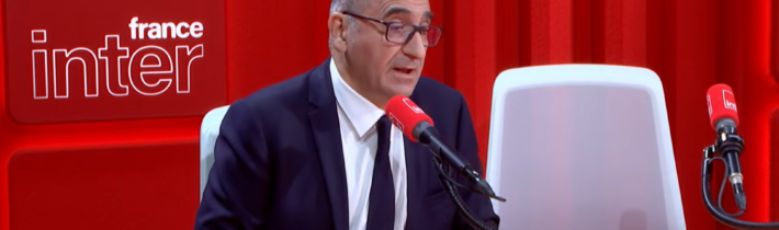 V niektorých francúzskych mestách polícia stratila počas nepokojov kontrolu