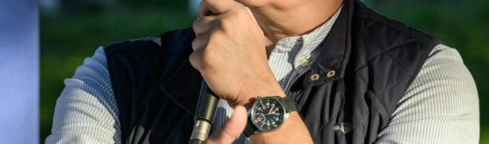 Ten náš prezident chodí všade len diskutovať, ale nečudo, veď všade ho chcú. / Fľuska post 2026-10-09 19:00:45