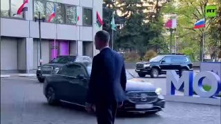 Prezident Iránu Pezeshkian pricestoval na summit GECF v Moskve….