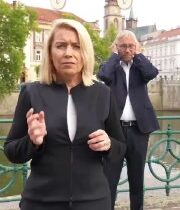 Další bizár před senátními volbami je tady.Sledujte @neCT24 | 42TČen…
