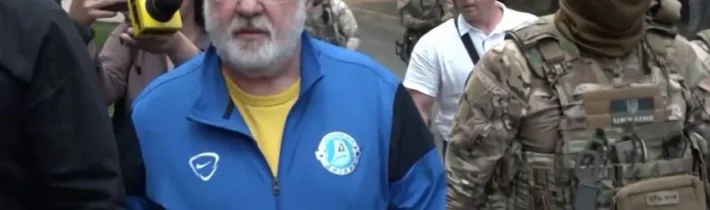 „Nezabúdajte na vojakov a ich zbrane“: Kolomojskij vysvetlil, prečo mierová dohoda nie je pre Kyjev výhodná