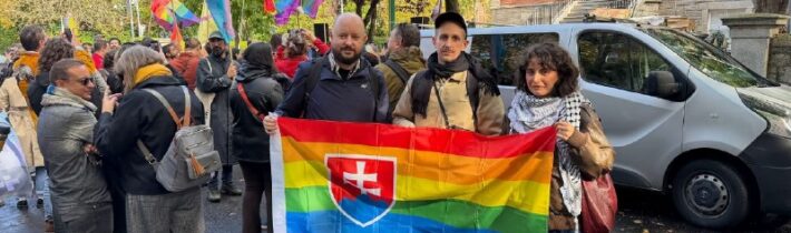 Desiatky ľudí z LGBTI+ aktivizmu v Turecku sú stále vo väzení po septembrových r…