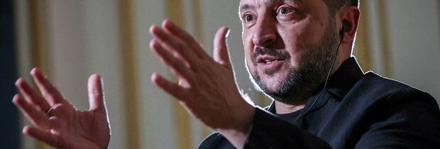 Daniel Davis: Zelenského rétorika odsudzuje Ukrajincov na veľké utrpenie
