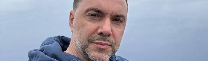Bývalého poradcu Úradu prezidenta Ukrajiny, Oleksija Arestovyča v Rusku v neprí…