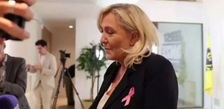 Francúzsko si už NEMÔŽE DOVOLIŤ posielať Zelenskému peniaze – Marine Le Pen„Je p…