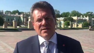 Ako Šefčovič v roku 2019 tlieskal demokratickým voľbám na Ukrajine a novému pre…
