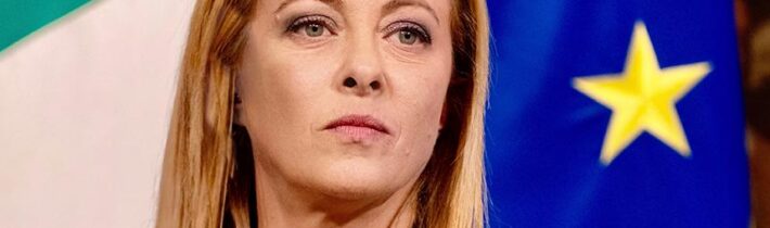 Taliansko pozastavilo pomoc Kyjevu kvôli korupcii